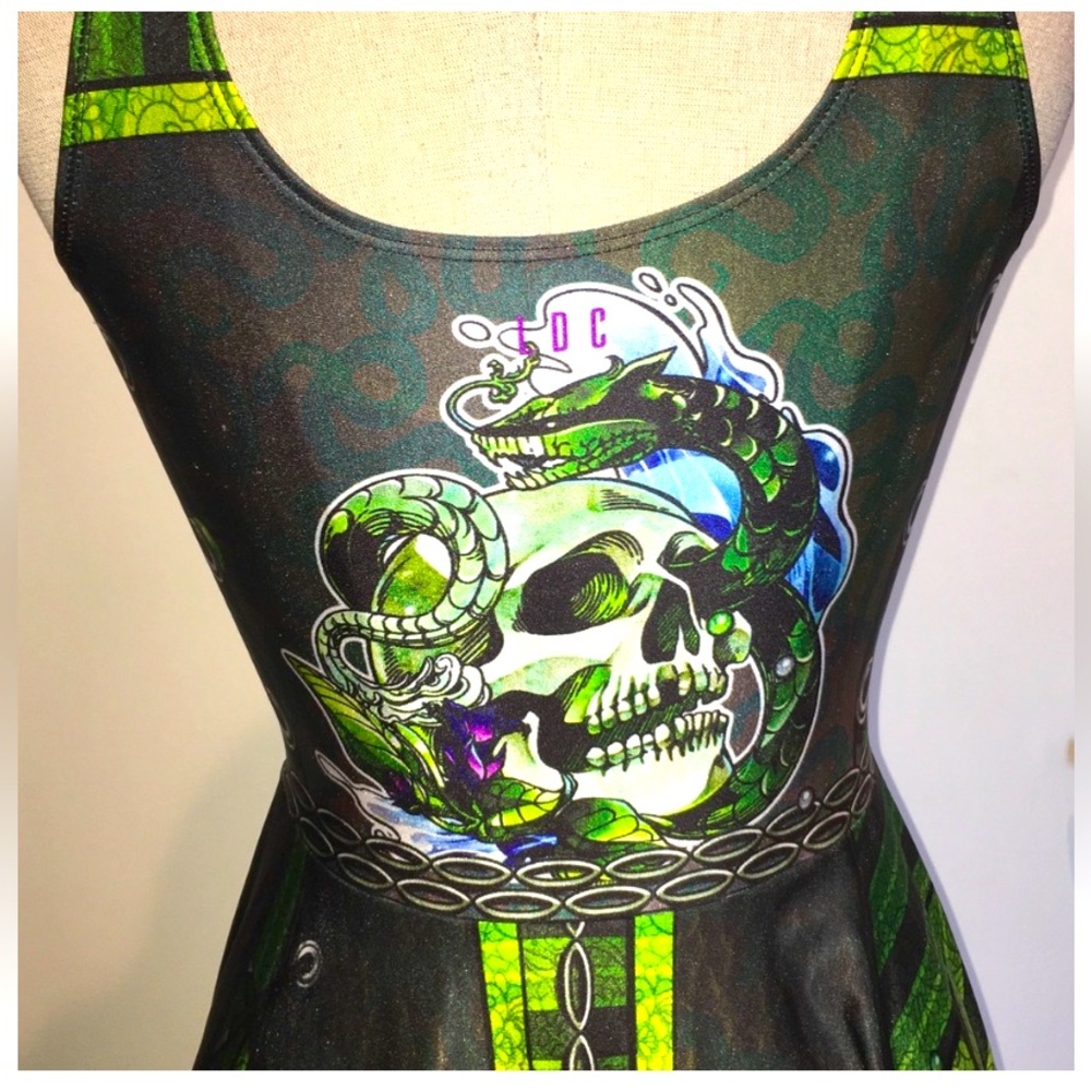 NWT LIVING DEAD HARRY POTTER GREEN SLYTHERIN SKATER DRESS LRG~BRAND NEW - Picture 2 of 6
